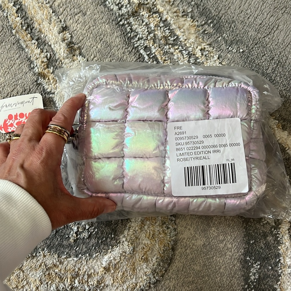 Free People Quilted Mini Pouch Limited Edition Iridescent - Picture 10 of 11